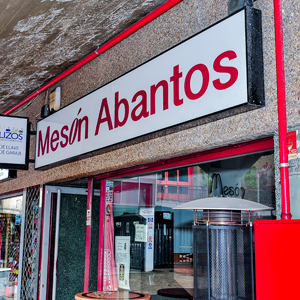 Foto de portada Mesón Abantos